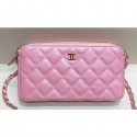 Chanel Iridescent Pearl Caviar Classic Clutch with Chain Bag A82527 Pink 2019 AQ02748