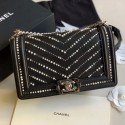 Chanel Pearl Chevron Calfskin Medium Boy Flap Bag A67086 Black 2020 Collection AQ01308