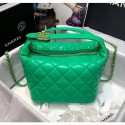 Copy Fashion Chanel Quilted Leather Large Hobo Bag With Gold-Tone Metal AS1747 Green 2020 Collection AQ01181