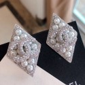 First-class Quality Chanel Pearl Crystal Rhombus Earrings AB2283 2019 Collection AQ01643