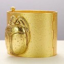 Imitation Chanel Beetle Cuff Bracelet AB1901 Gold 2019 Collection AQ01261