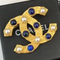 Replica Chanel Vintage Metal Stones CC Brooch Gold/Blue/Pearly White 2019 Collection AQ04063