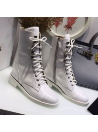 Chanel Calfskin Short Flat Lace-up Boots G34953 White 2019 Collection AQ00955