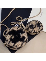 Chanel CC Houndstooth Tweed Clutch with Chain & Coin Purse AP0986 Beige/Black 2019 Collection AQ00895