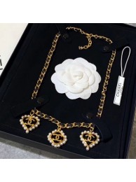 Chanel Heart Pendant Nacklace AB2584 2019 Collection AQ01827