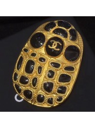 Chanel Large Resin Stones Beetle Brooch AB1805 Black/Gold 2019 Collection AQ02628