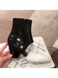 Chanel Patent Calfskin Mary Jane Open Ankle Short Boots G35431 White/Black 2020 Collection AQ01634