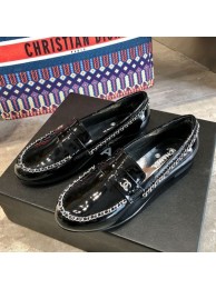 Chanel Patent Leather Chain Flat Loafers G35631 Black 2020 Collection AQ02970