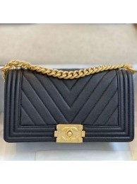 Copy Chanel Chevron Grained Calfskin Medium Boy Flap Bag A67086 Black/Bright Gold 2019 Collection AQ01270