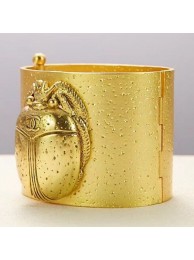 Imitation Chanel Beetle Cuff Bracelet AB1901 Gold 2019 Collection AQ01261