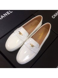 Imitation Chanel Patent Calfskin Flat Loafers G35110 White 2020 Collection AQ01014