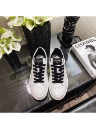 Imitation Fashion Chanel Calfskin Sneakers G35934 White/Black 2020 Collection AQ03461