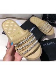 Imitation Fashion Chanel Chain and Pearl Mules Slipper Sandals Beige 2020 AQ00650