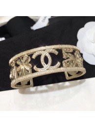 Replica Chanel CC 5 Cuff Bracelet AB2925 Gold 2019 Collection AQ02379