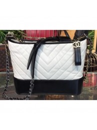 Replica Chanel Chevron Gabrielle Medium Hobo Bag A93824 White/Black 2018 AQ03451