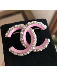 Replica Chanel Pearls CC Brooch Pink/Gold/White 2019 Collection AQ03735